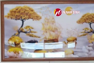 Bền đẹp chất lượng giá rẻ nhận đóng khung tranh điện siêu mỏng
