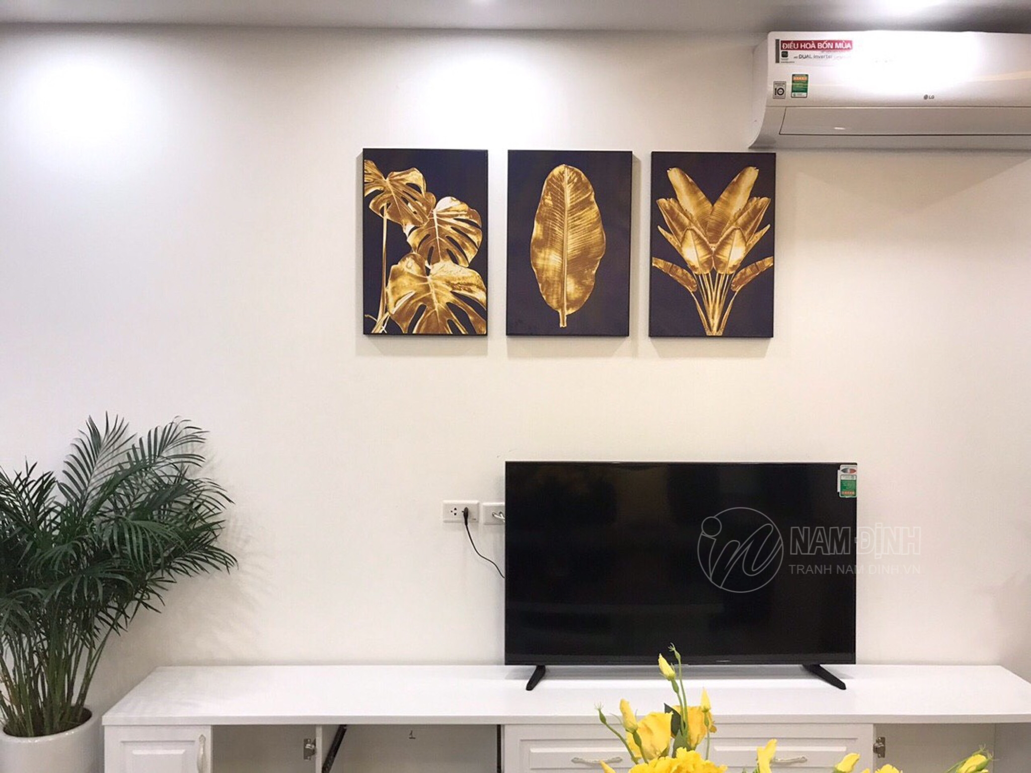 Chọn tranh treo tường theo tuổi cho 12 con giáp