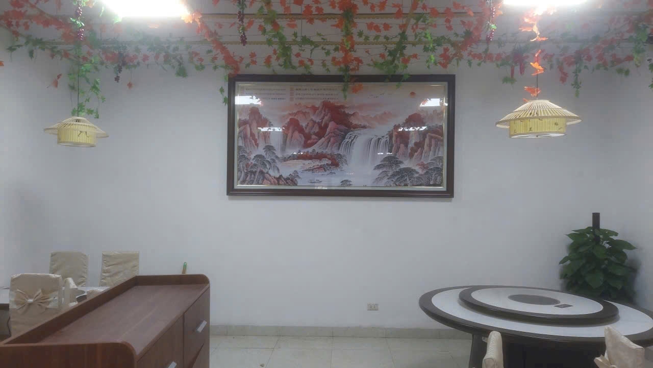 Điểm nhấn nghệ thuật trang trí phòng ý nghĩa năng lượng bứt phá tranh thủy mặc và tranh mã đáo thành công