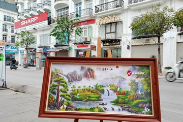 Điểm nhấn nghệ thuật tranh treo phòng khách đẹp giá rẻ chất lượng tại Nam Định