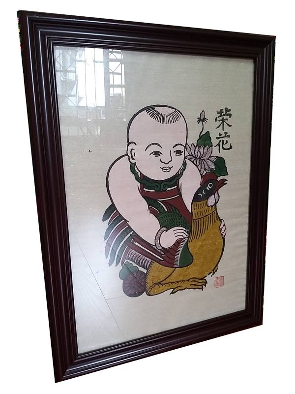 Giải mã ý nghĩa tranh đông hồ em bé ôm gà trang trí cát tường