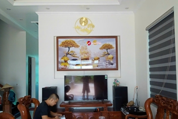 Kinh nghiệm lâu năm thiết kế theo yêu cầu nhận đóng khung tranh điện treo tường