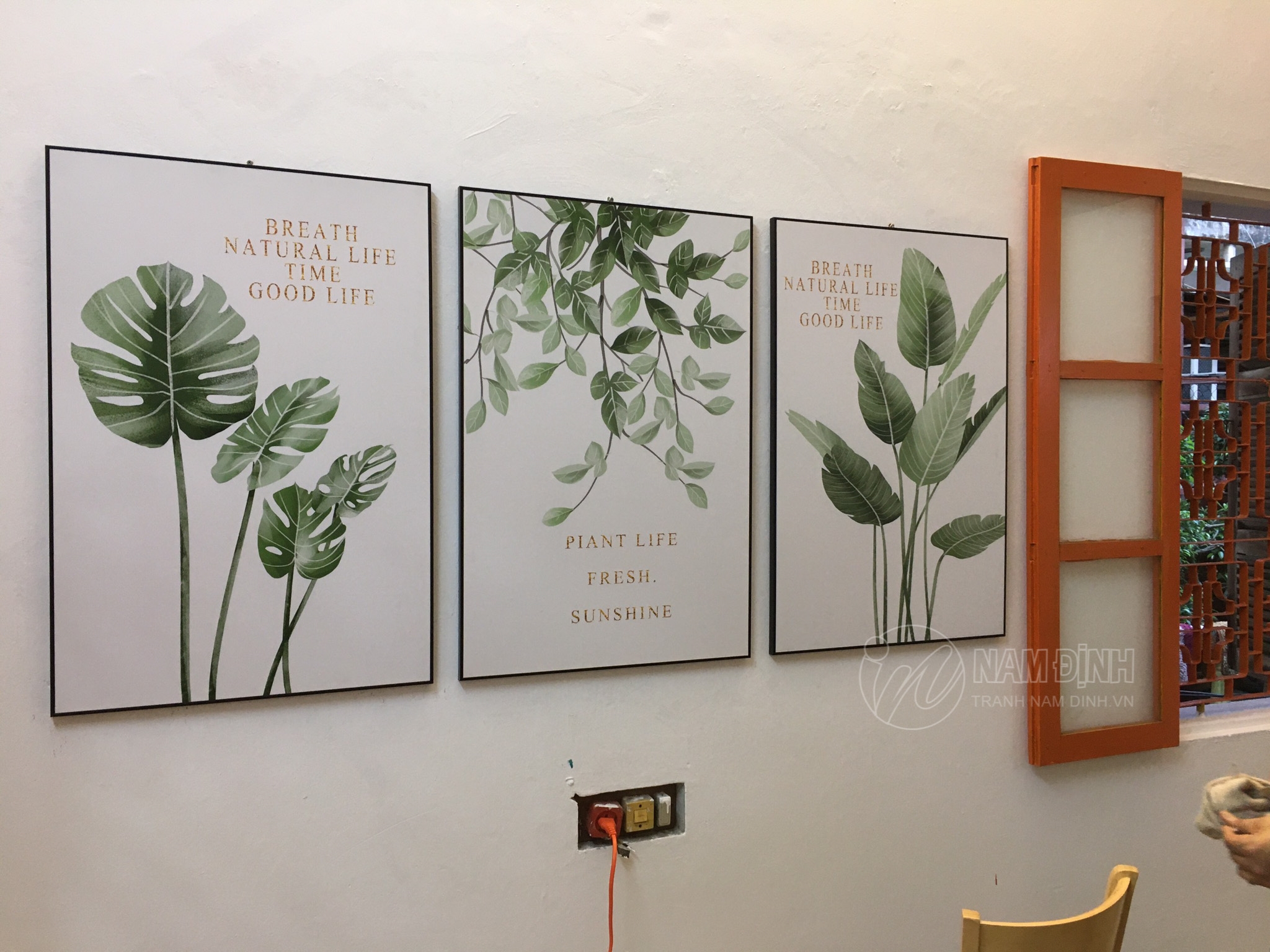 Lợi ích bất ngờ từ việc sử dụng tranh treo tường cho không gian