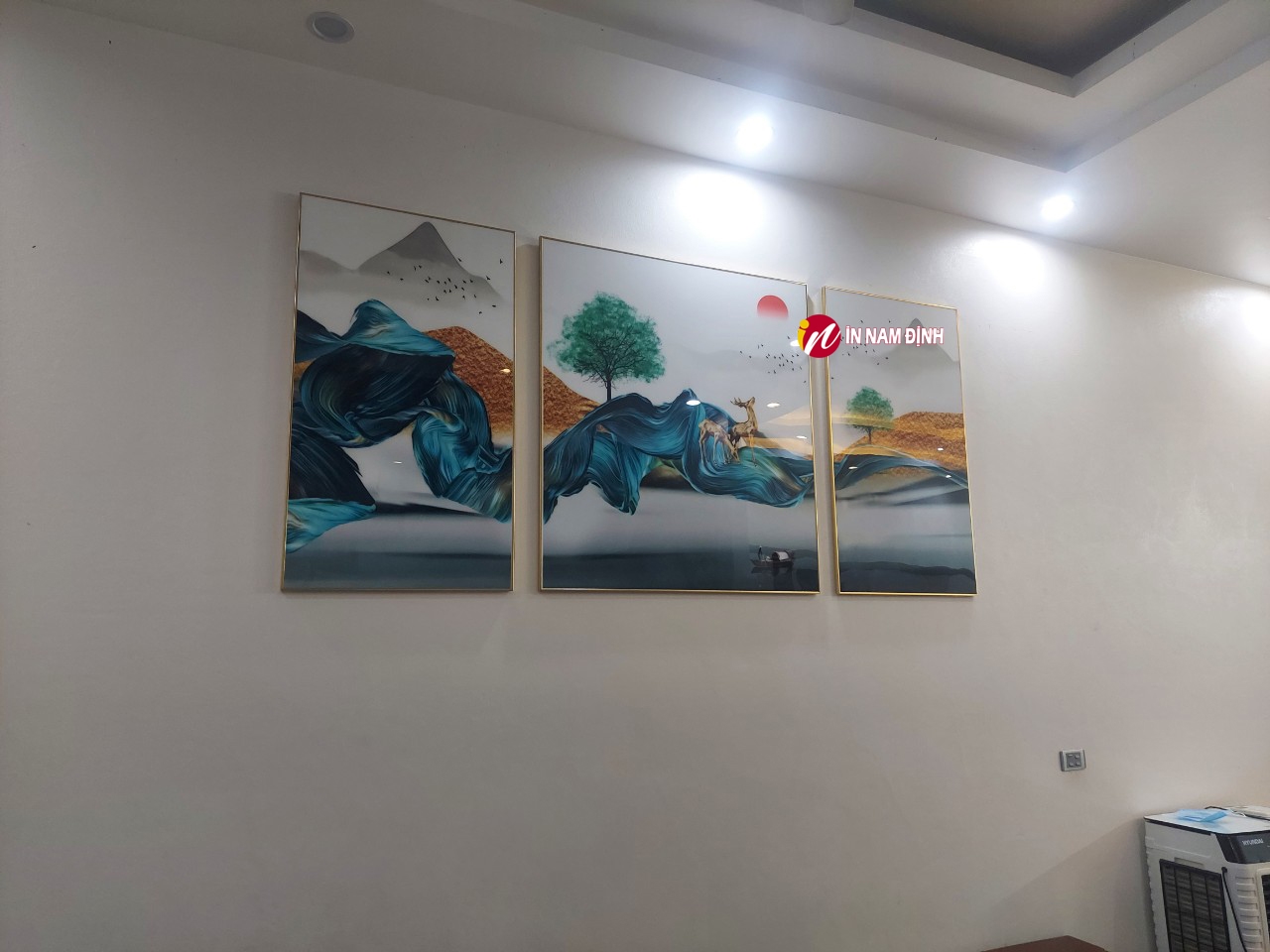 Lý do nên trang tri tranh treo tường hiện đại kiến tạo không gian cát tường