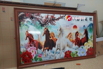 Nâng tầm nghệ thuật nhận đóng khung tranh gỗ phòng khách uy tín chất lượng tại Nam Định