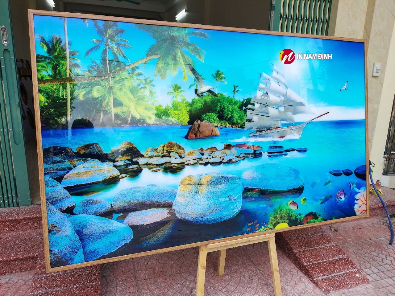 Ngỡ ngàng, chất liệu tranh tráng gương siêu bền đẹp chỉ có ở tranhnamdinh.vn