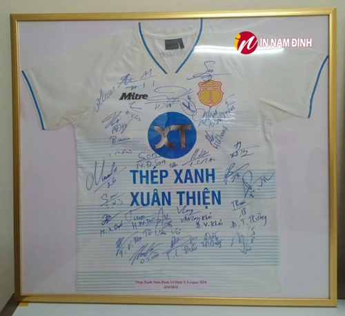 Nhận đóng khung áo đấu chất lượng uy tín theo yêu cầu giá rẻ siêu bền đẹp