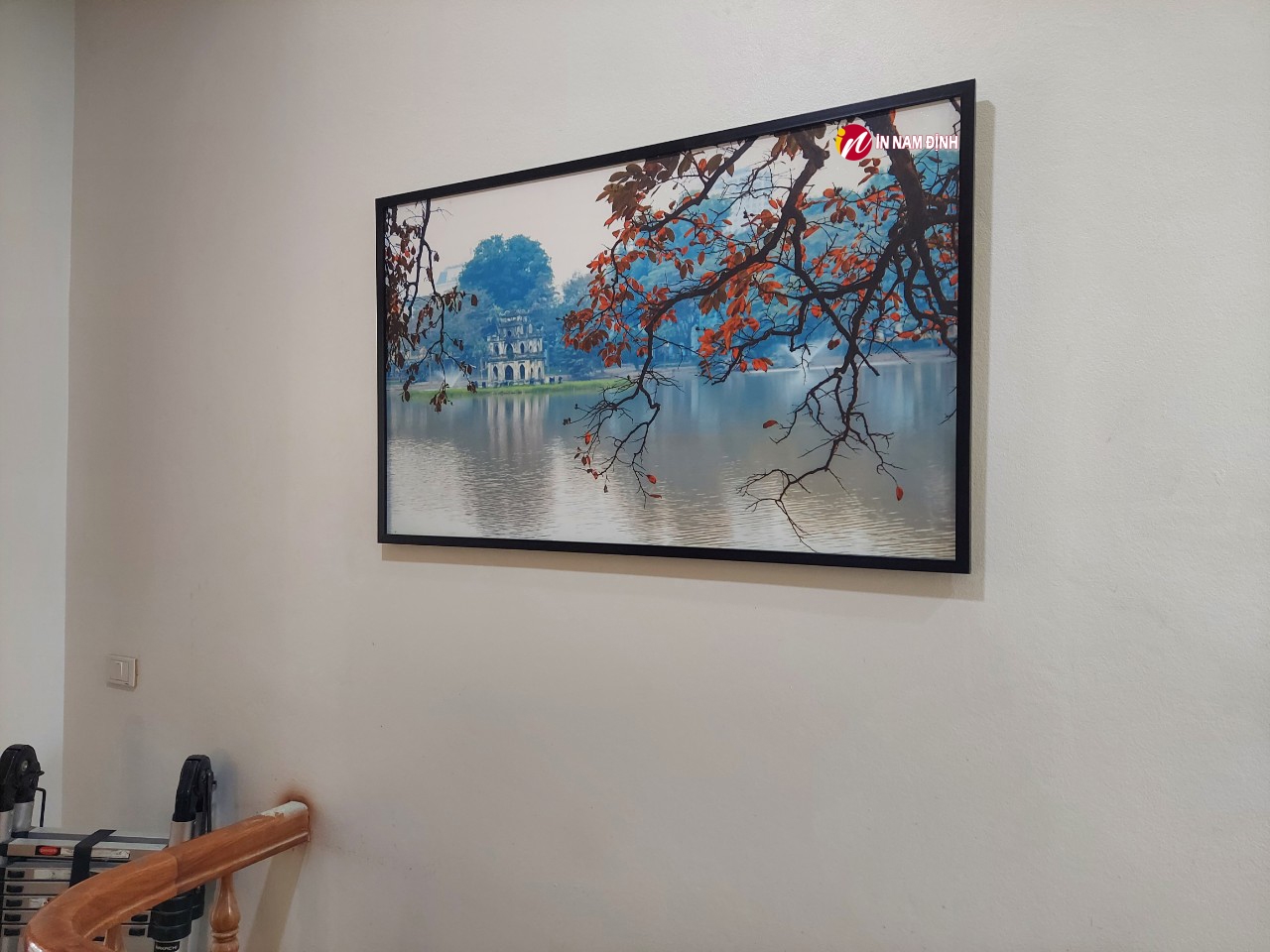 Sức hút, tranh phong cảnh Hồ Hoàn Kiếm trang trí nét đẹp di sản Việt