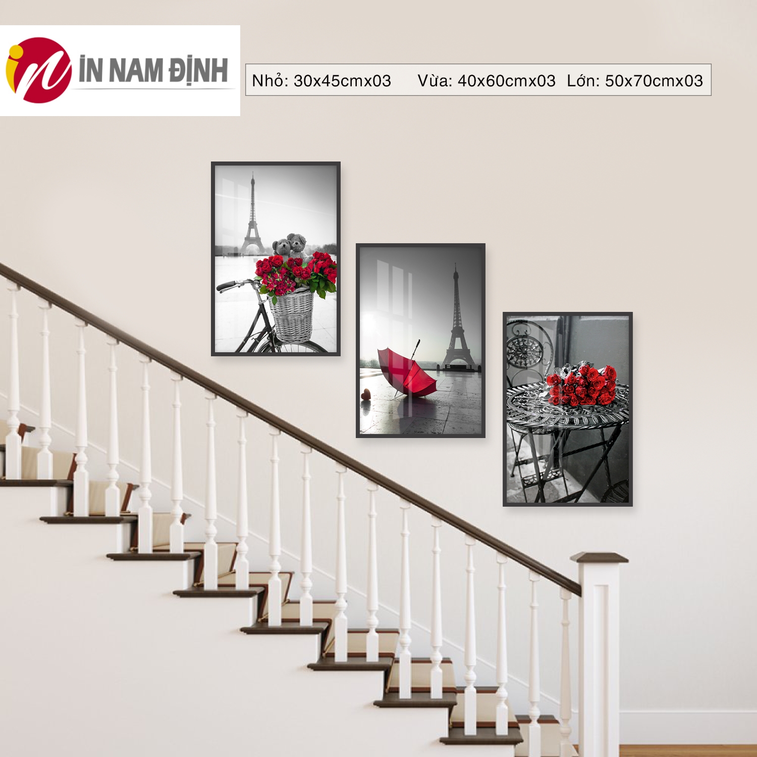 Sức hút tranh tráng gương treo cầu thang kiến tạo không gian đổi mới cát tường