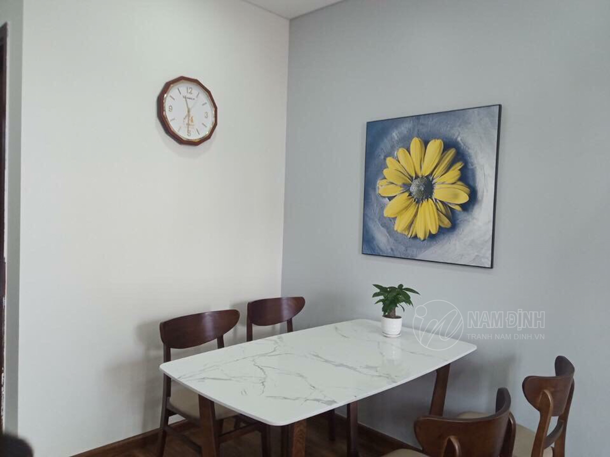 TRANH CANVAS NGHỆ THUẬT VÀ NHỮNG ỨNG DỤNG TRONG TỪNG KHÔNG GIAN