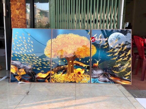 Tranh phòng khách cao cấp tạo nên không gian sống thẩm mỹ và đẳng cấp tại tranhnamdinh.vn