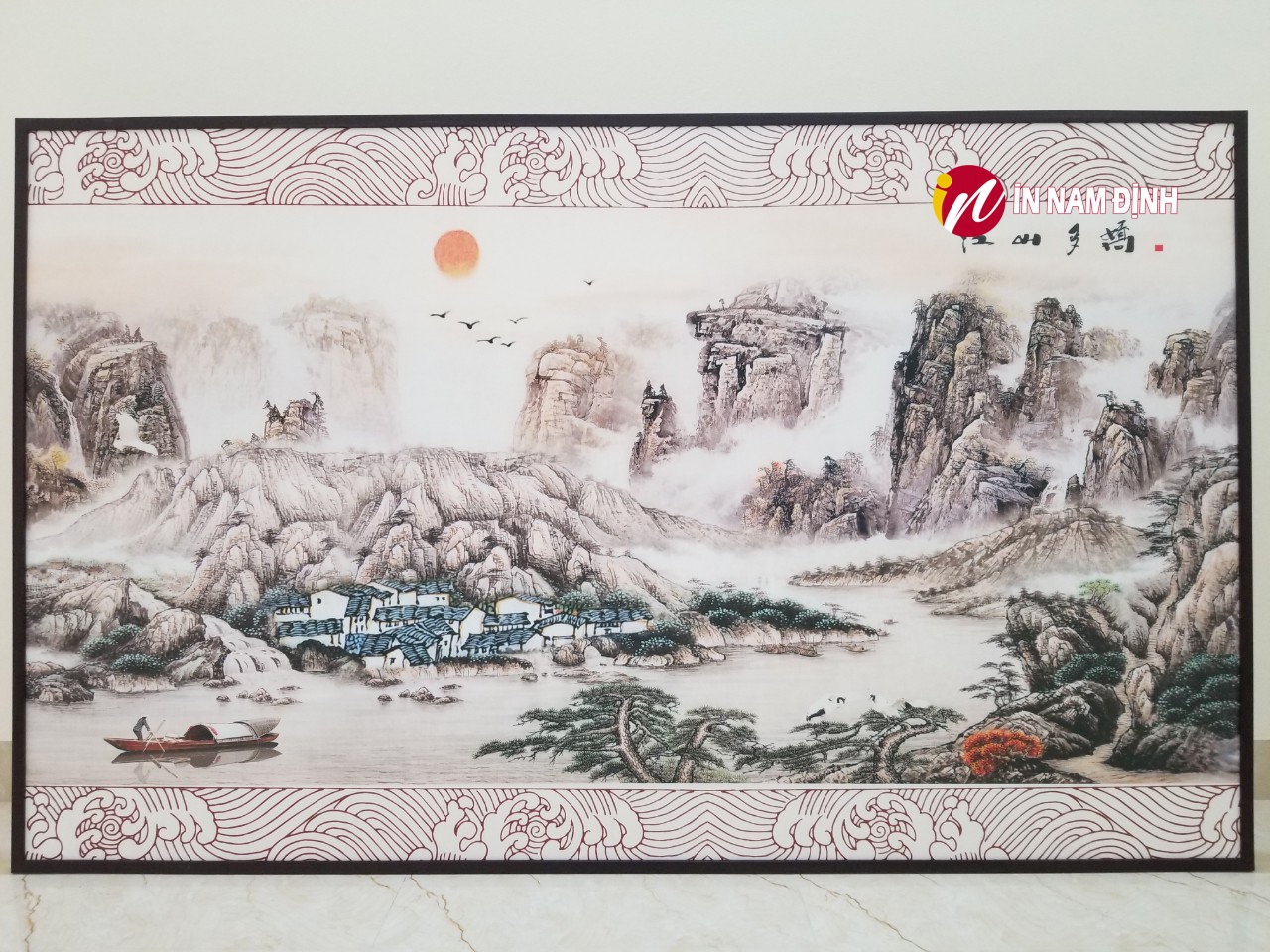 Tranh treo tường thủy mặc trang trí kiến tạo không gian đổi mới cát tường