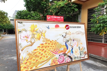 Xịn sò đóng khung tranh phòng ngủ phong cách độc đáo tại Nam Định