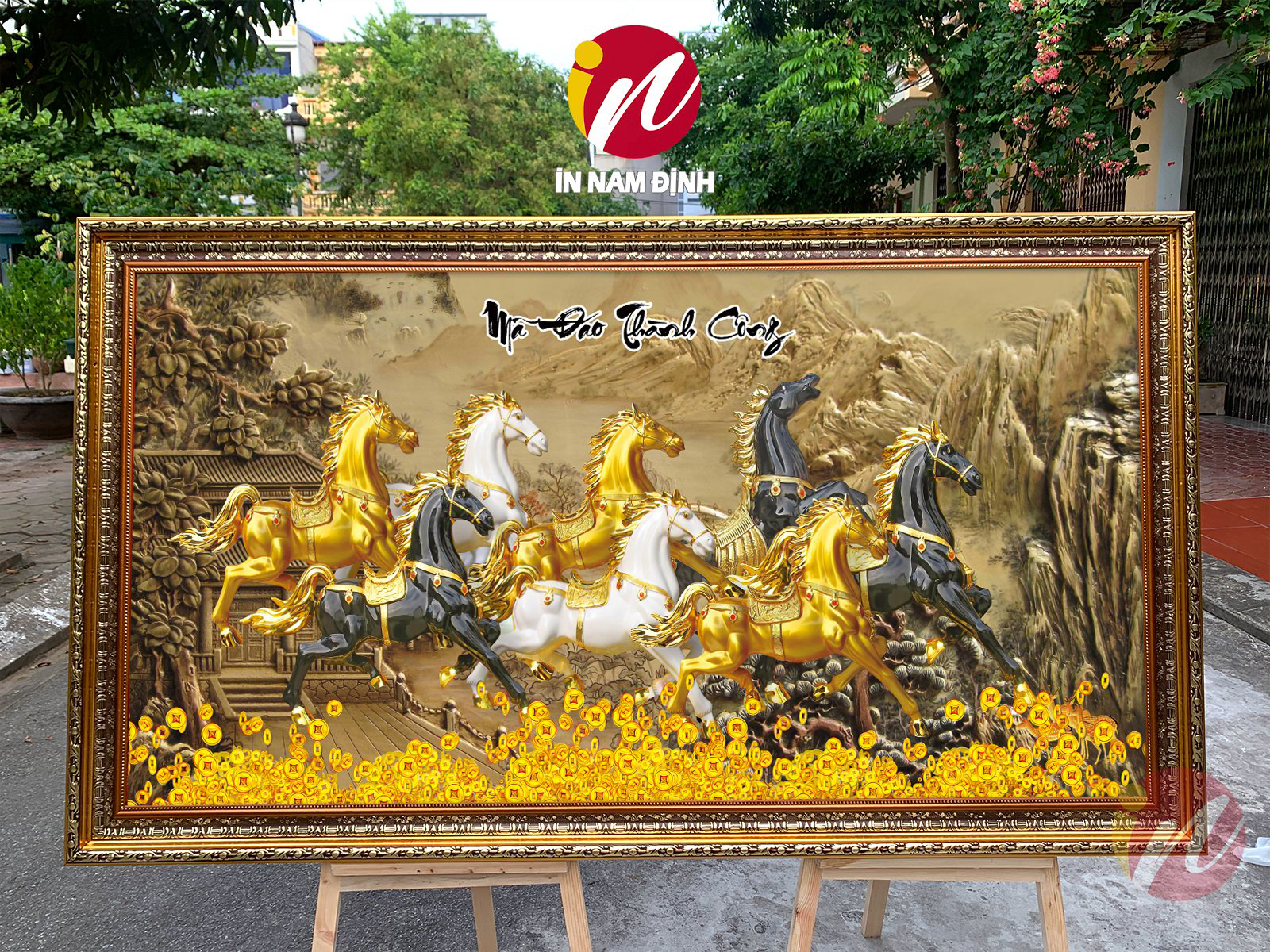 Đóng khung tranh đính đá với nhiều đặc điểm nổi bật tại Nam Định